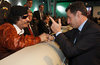 gaddafi_sarkozy_1210.jpg