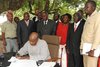Museveni signs anti-gay bill.jpg