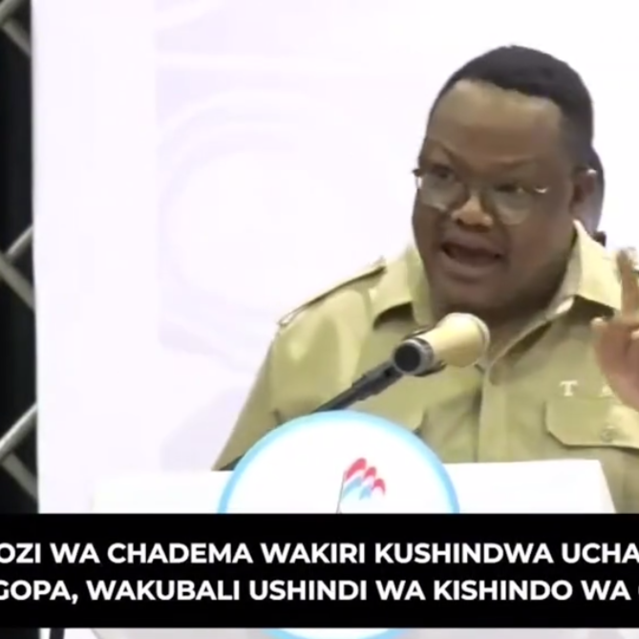 Thread 'Nina jirani ambaye ni mdada kaumbika haswa lakini najiuliza nimuanzaje?'