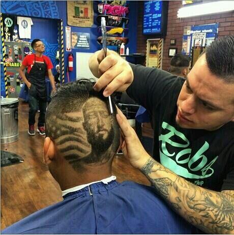 BrKR3aeCUAAeXTg.jpg:large