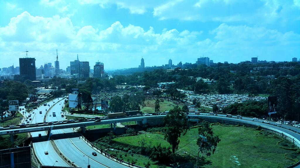 B4EzNMRCEAAqLgR.jpg:large