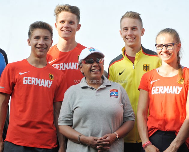 Germany-Team-with-First-lad.jpg