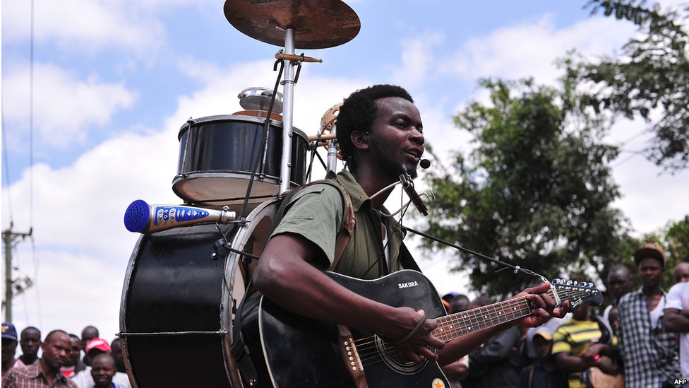_77252006_17_kenya_onemanband2_afp.jpg
