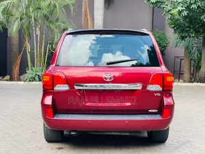 Toyota Land Cruiser 2012 Red