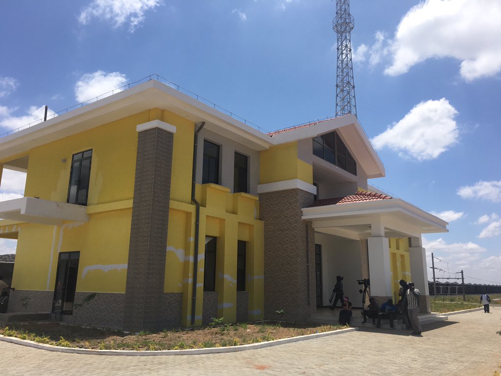 CdvRynKWIAAeQhO.jpg:large