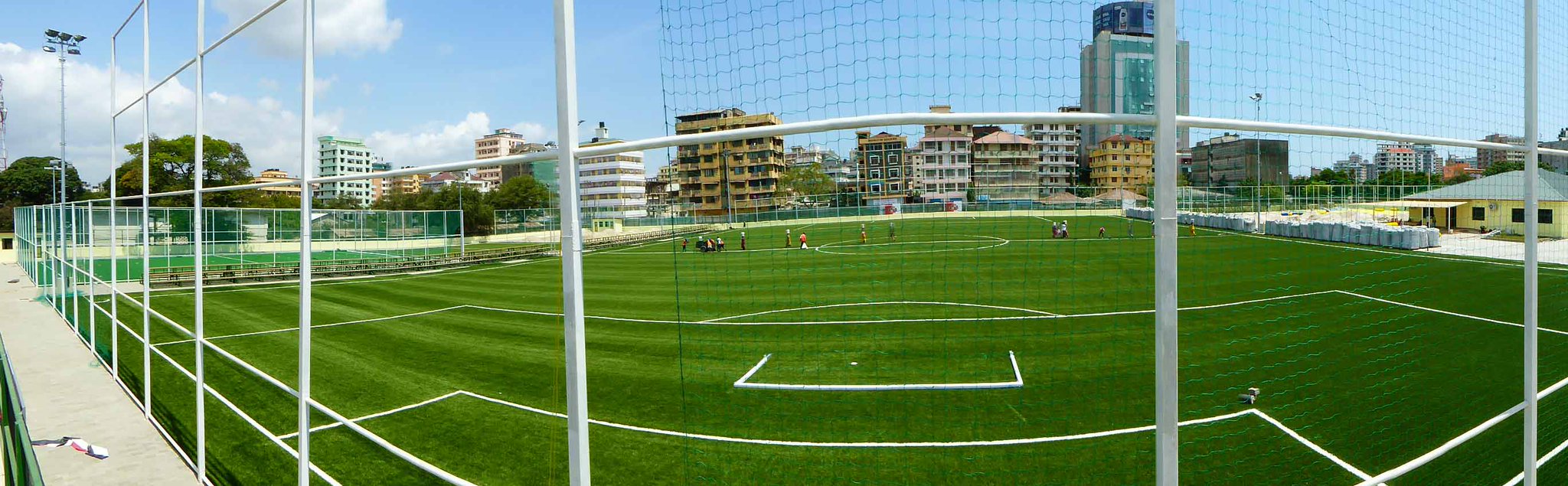 CQPW5lfVEAAKKEu.jpg:large