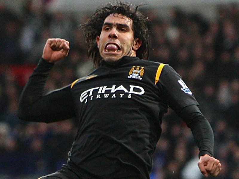 Carlos-Tevez-celebrates-Bolton-v-Manchester-C_2396329.jpg