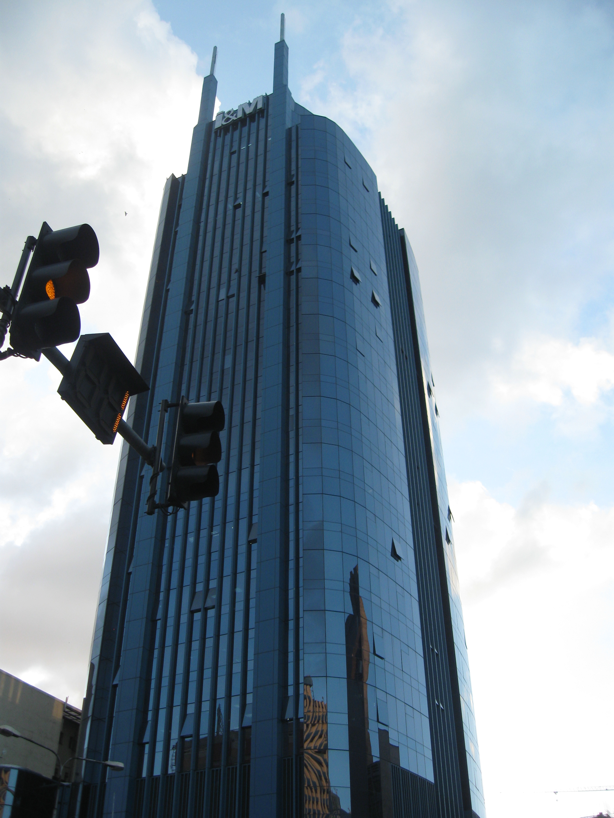 I%26M_Bank_Tower_in_Nairobi.JPG