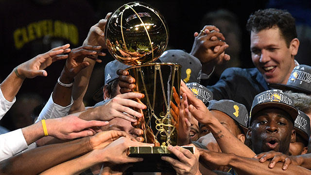 warriors_trophy_g_mp_640.jpg