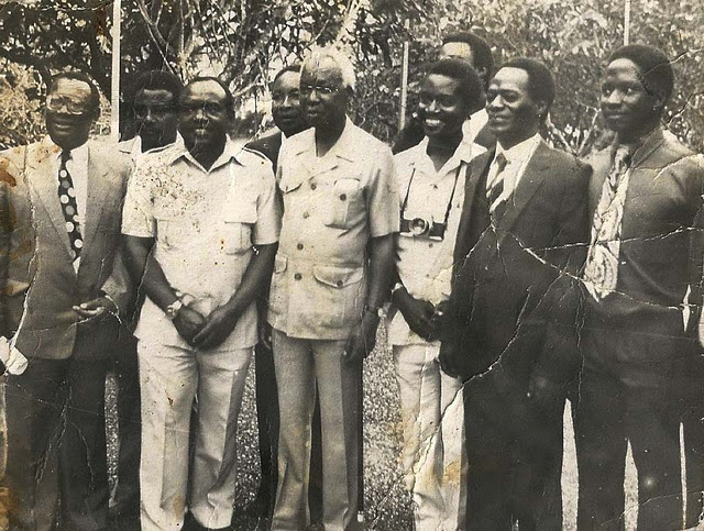 NYERERE-IKULU-Pamoja-na-David-Wakati.jpg