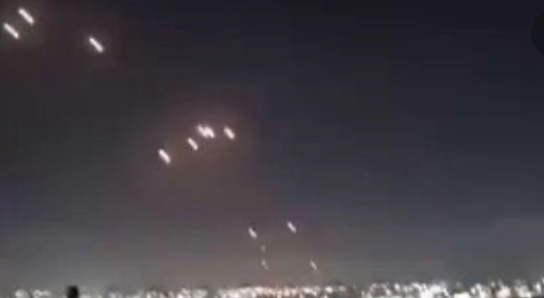 Iranian Ballistic Missiles Seconds Before Impact on Tel Aviv