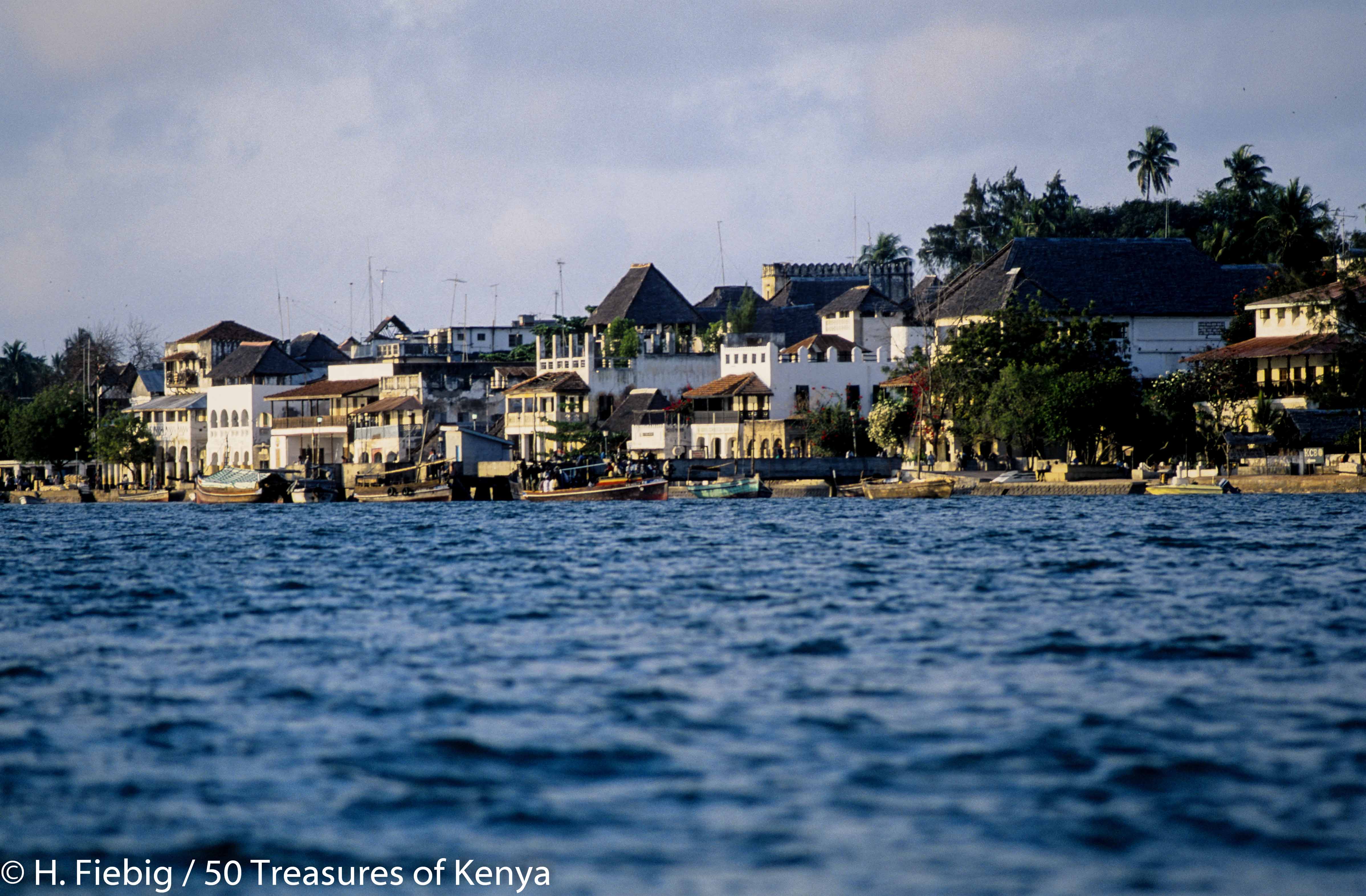 lamu_town23srgb.jpg