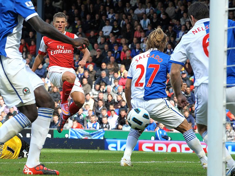 Andrey-Arshavin-Blackburn-Arsenal-Premier-Lea_2495373.jpg