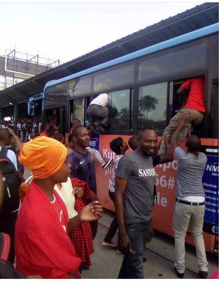 dpitnwrxuaatjg9-jpg.894451