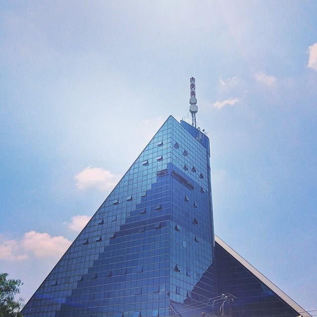 Bz5jlc8IUAAtNZo.jpg:large