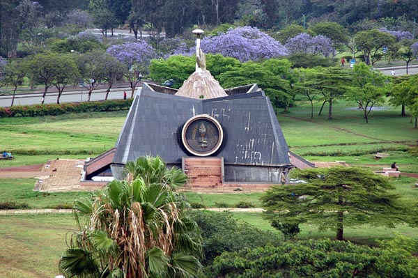 uhuru-park-nairobi-nyayostick.jpg