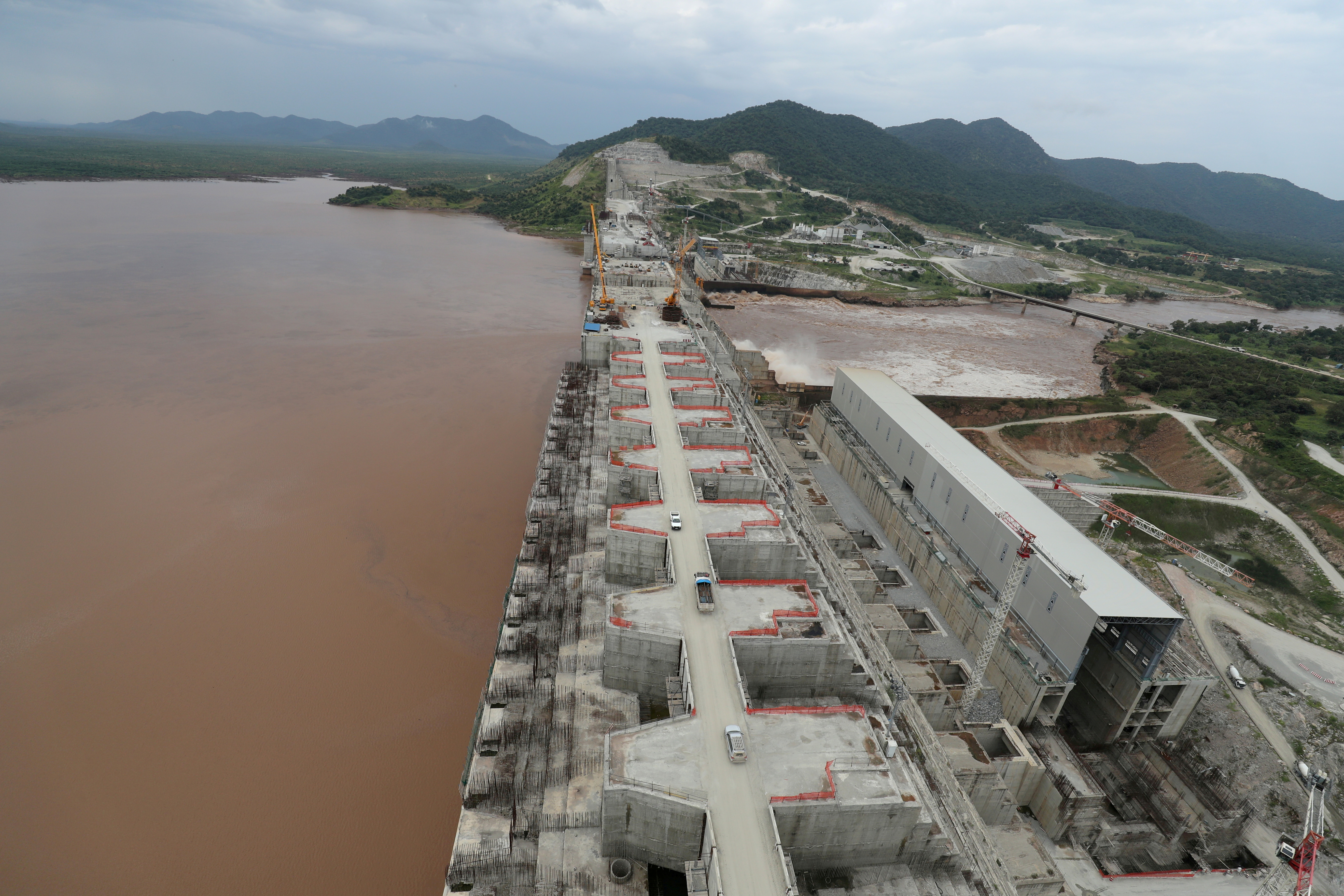 Ethiopia's Grand Renaissance Dam is seen as it undergoes construction work on the river Nile in Guba Woreda, Benishangul Gumuz Region, Ethiopia September 26, 2019. REUTERS/Tiksa Negeri
