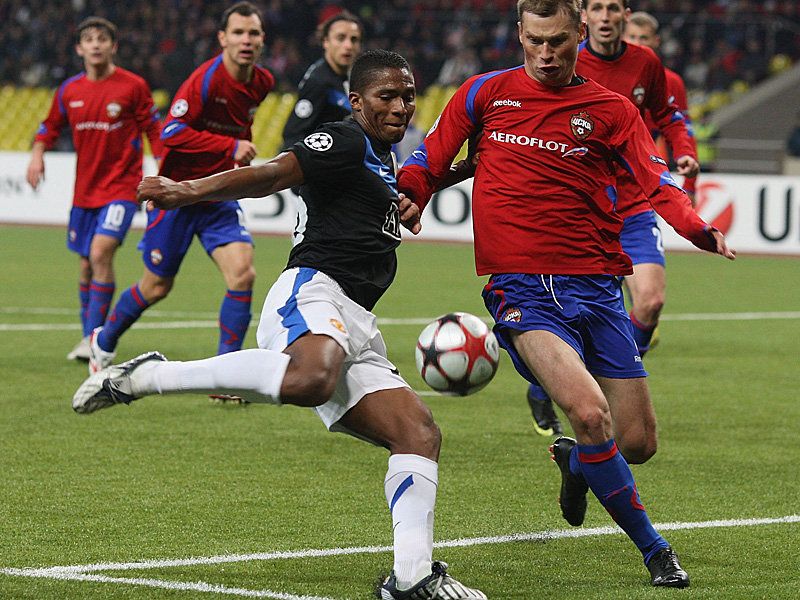 Antonio-Valencia-Goal-CSKA-Moscow-v-Man-Unite_2375491.jpg