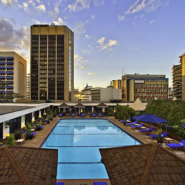 B_4hol4U8AEd2KR.jpg:large