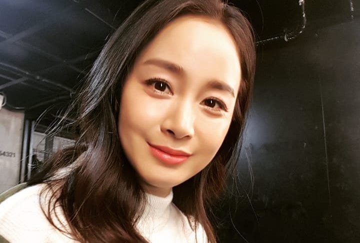 Kim-Tae-Hee.jpg