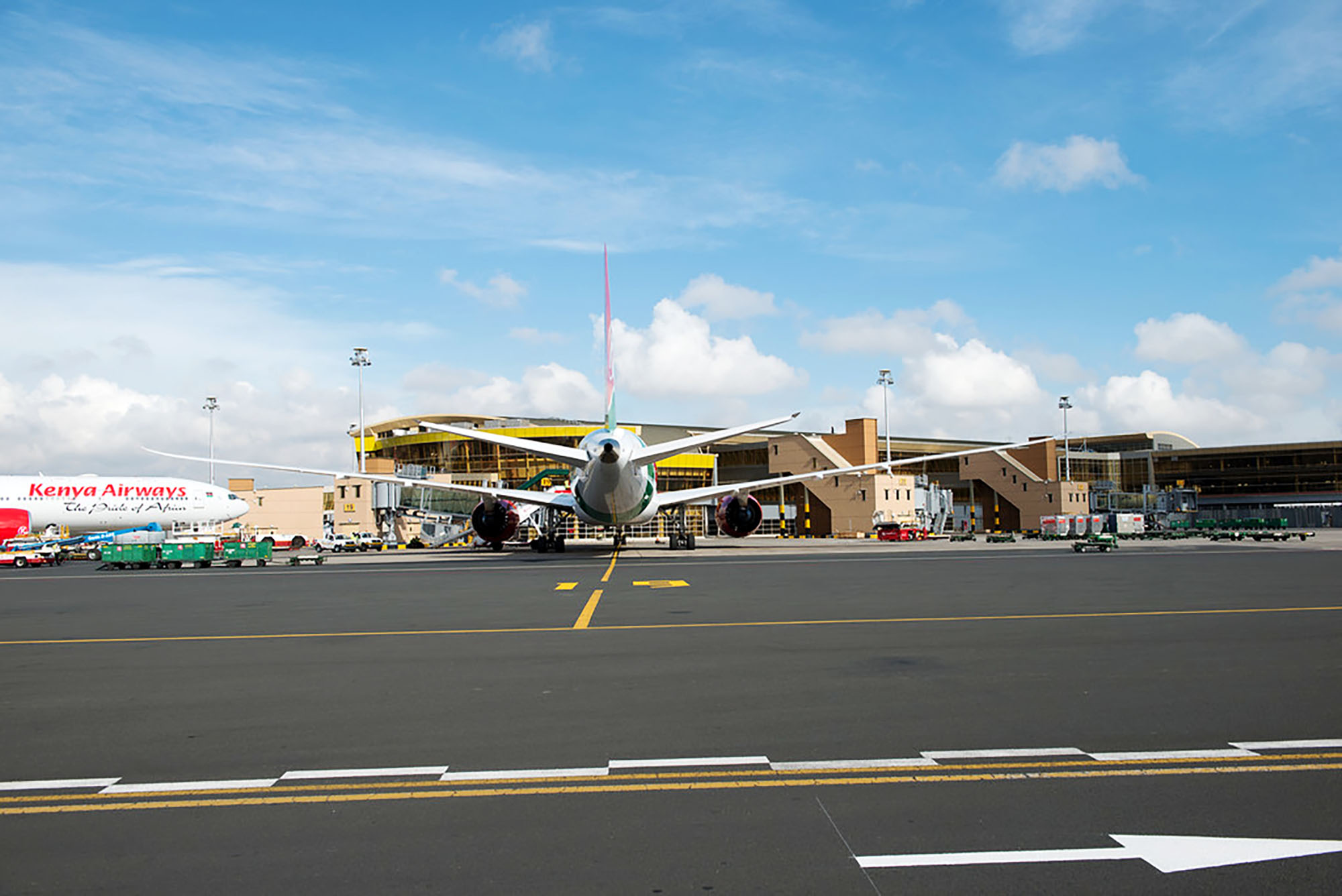 JKIA-T132.jpg
