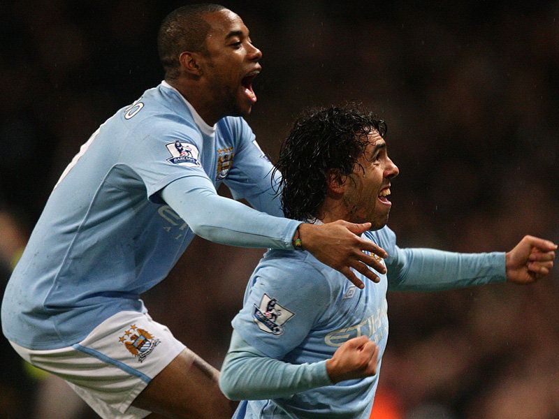 Carlos-Tevez-Robinho-celebrate-Manchester-Cit_2393868.jpg