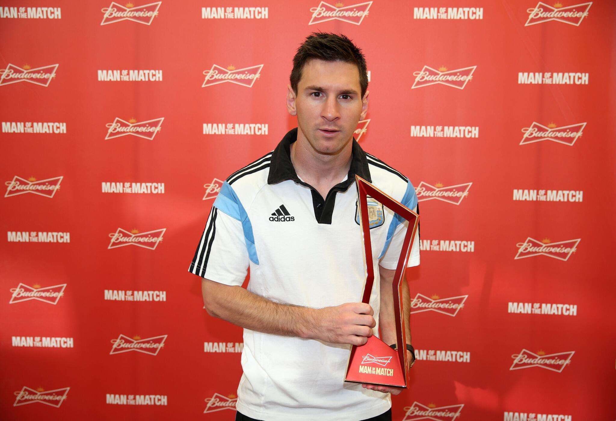 BrACLo8IgAAcBfA.jpg:large