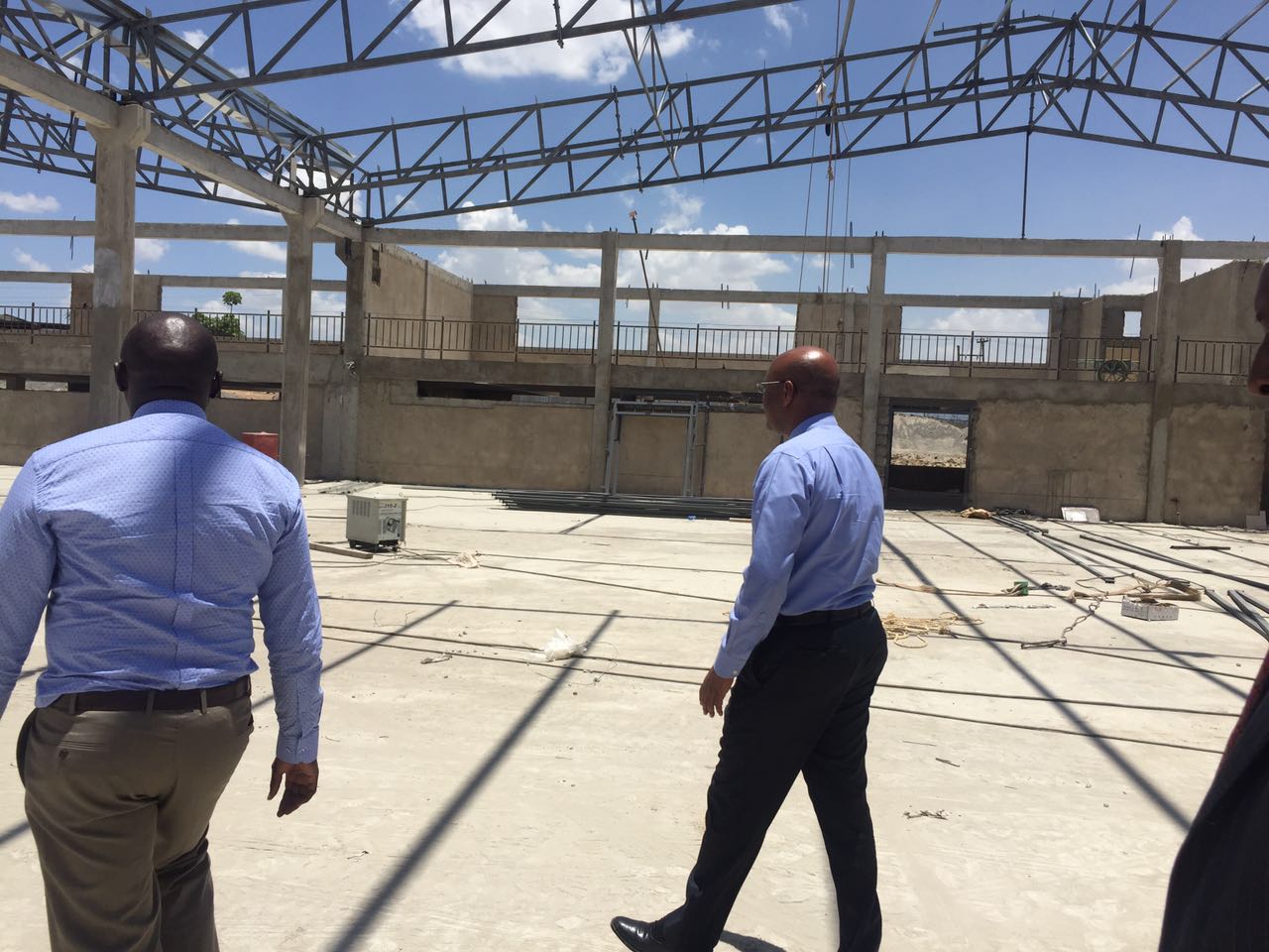 CeKBzBEWEAIe58-.jpg:large