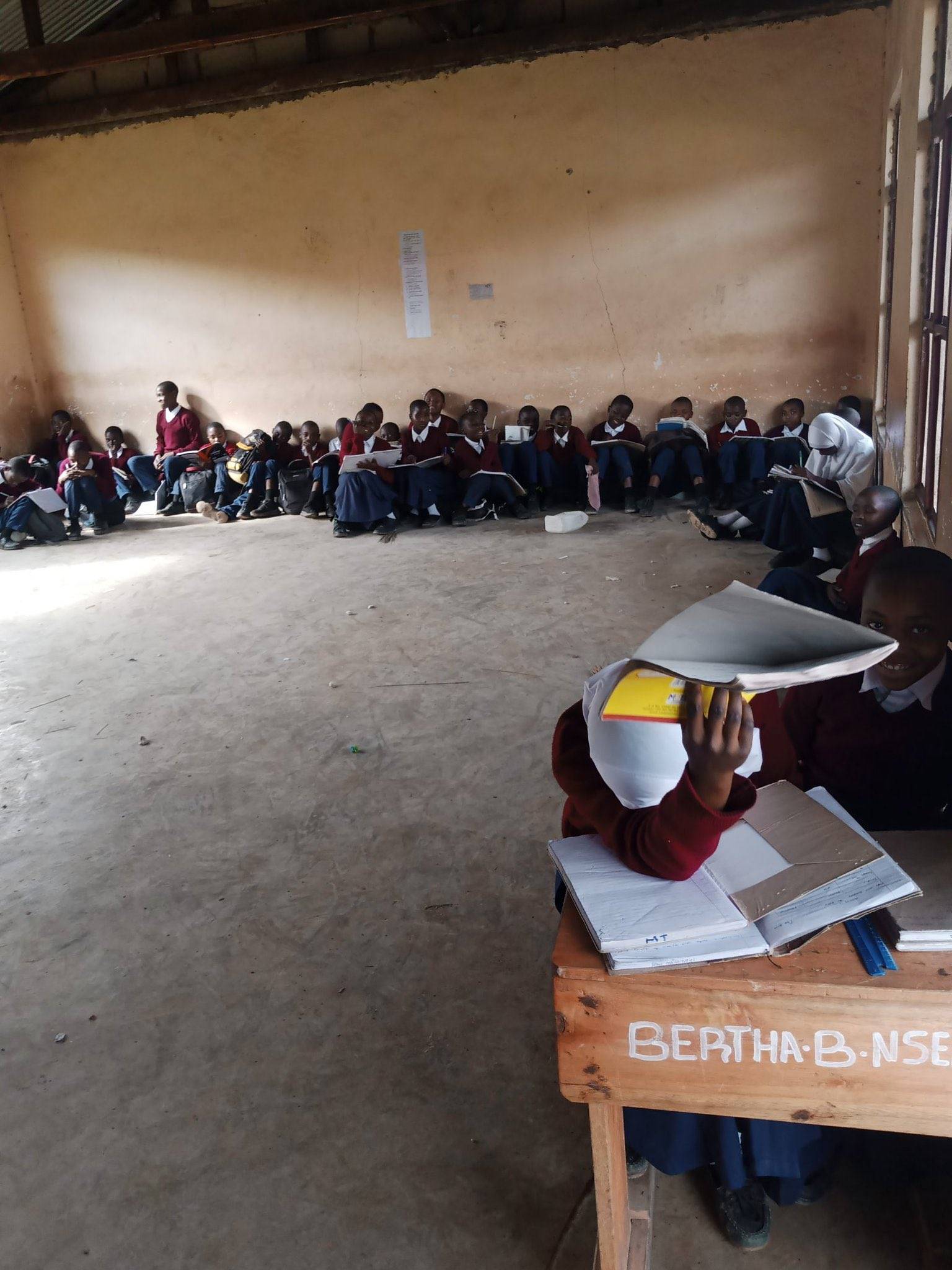 foyxyjpxsaa5dru-jpg.2510070