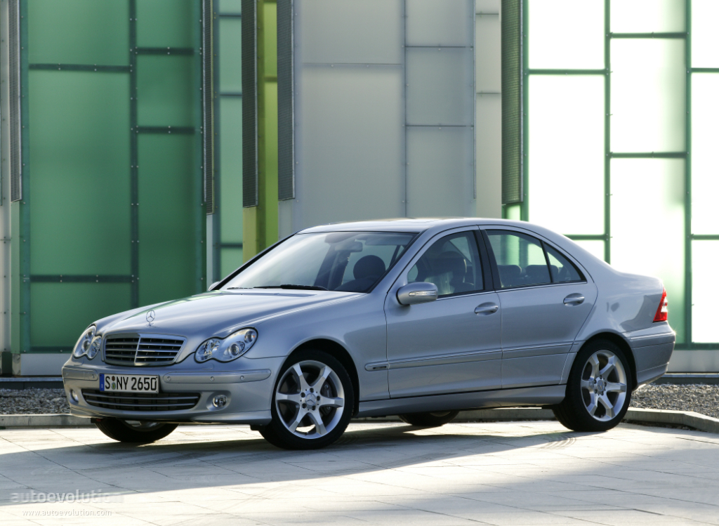 MERCEDESBENZC-Klasse-W203--1417_3.jpg
