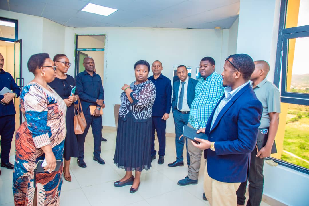 fullshangweblog.co.tz