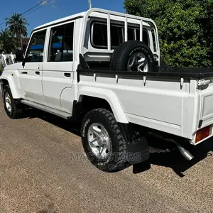 Toyota Land Cruiser 2018 Pearl