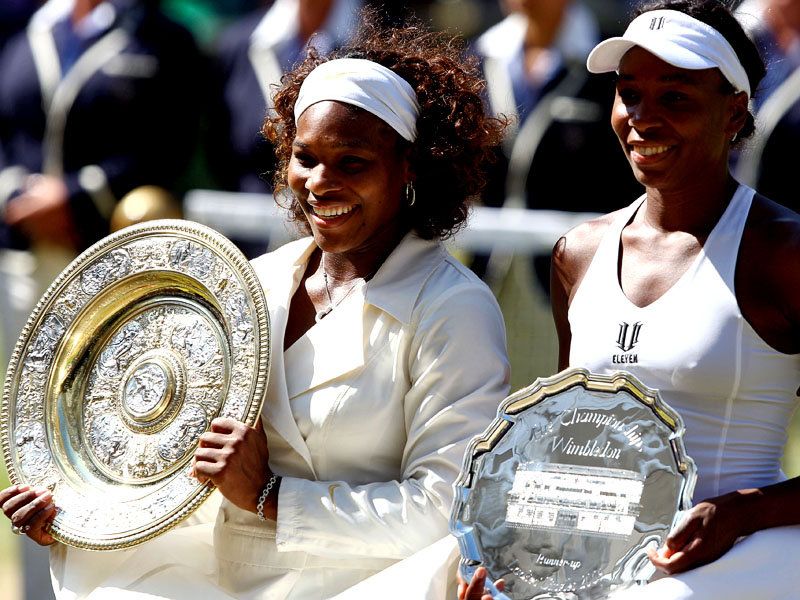 Serena-Venus-Williams-Champion-Wimbledon-2009_2325379.jpg