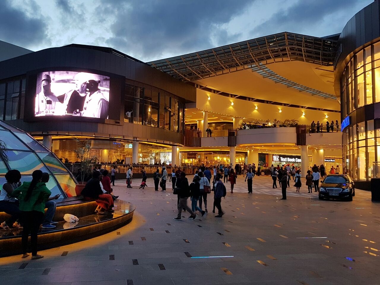 C5rlJe1VAAAiOCL.jpg:large