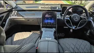 Mercedes-Benz S-Class 2023