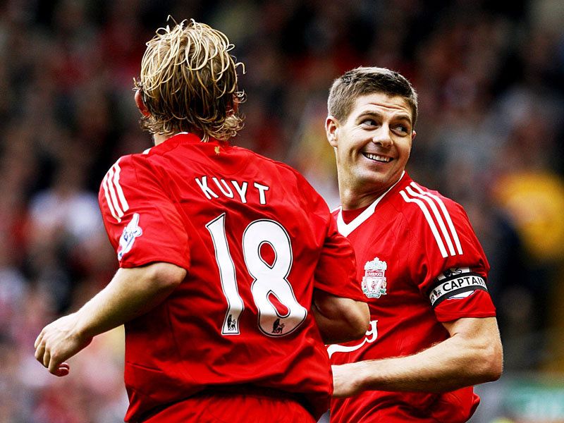 Steven-Gerrard-Liverpool-Hull-City-Premier-Le_2365546.jpg