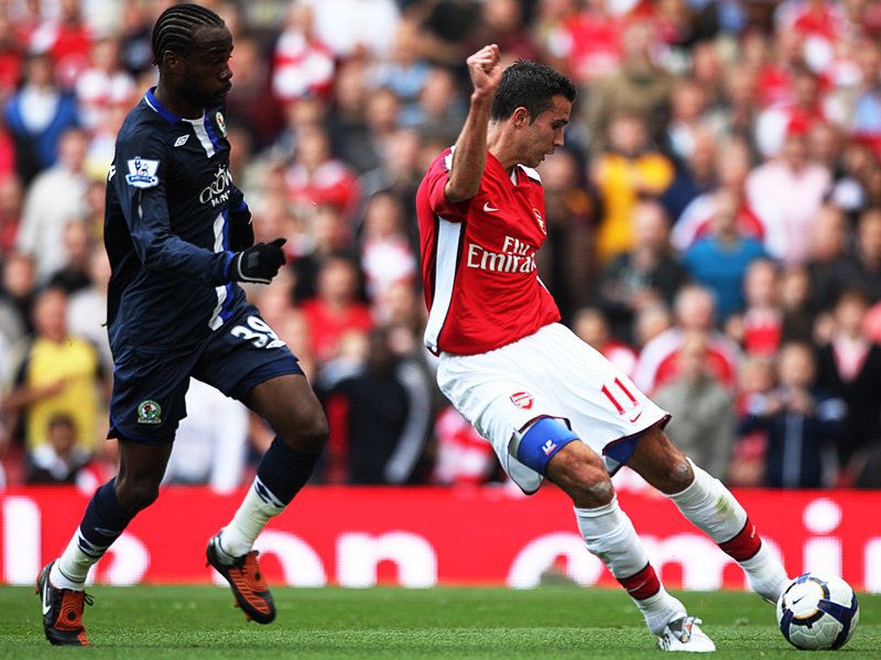 Robin-van-Persie-Arsenal-Premier-League-PA_2368934.jpg