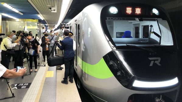 Hyundai-Rotem-Taiwan-unveiling.jpg