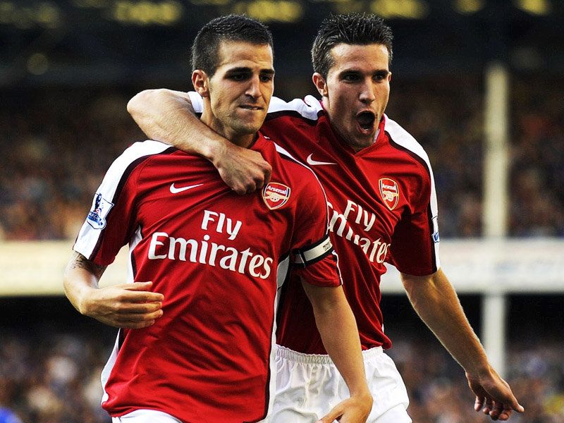 Cesc-Fabregas-Robin-Van-Persie-Everton-Arsena_2347820.jpg