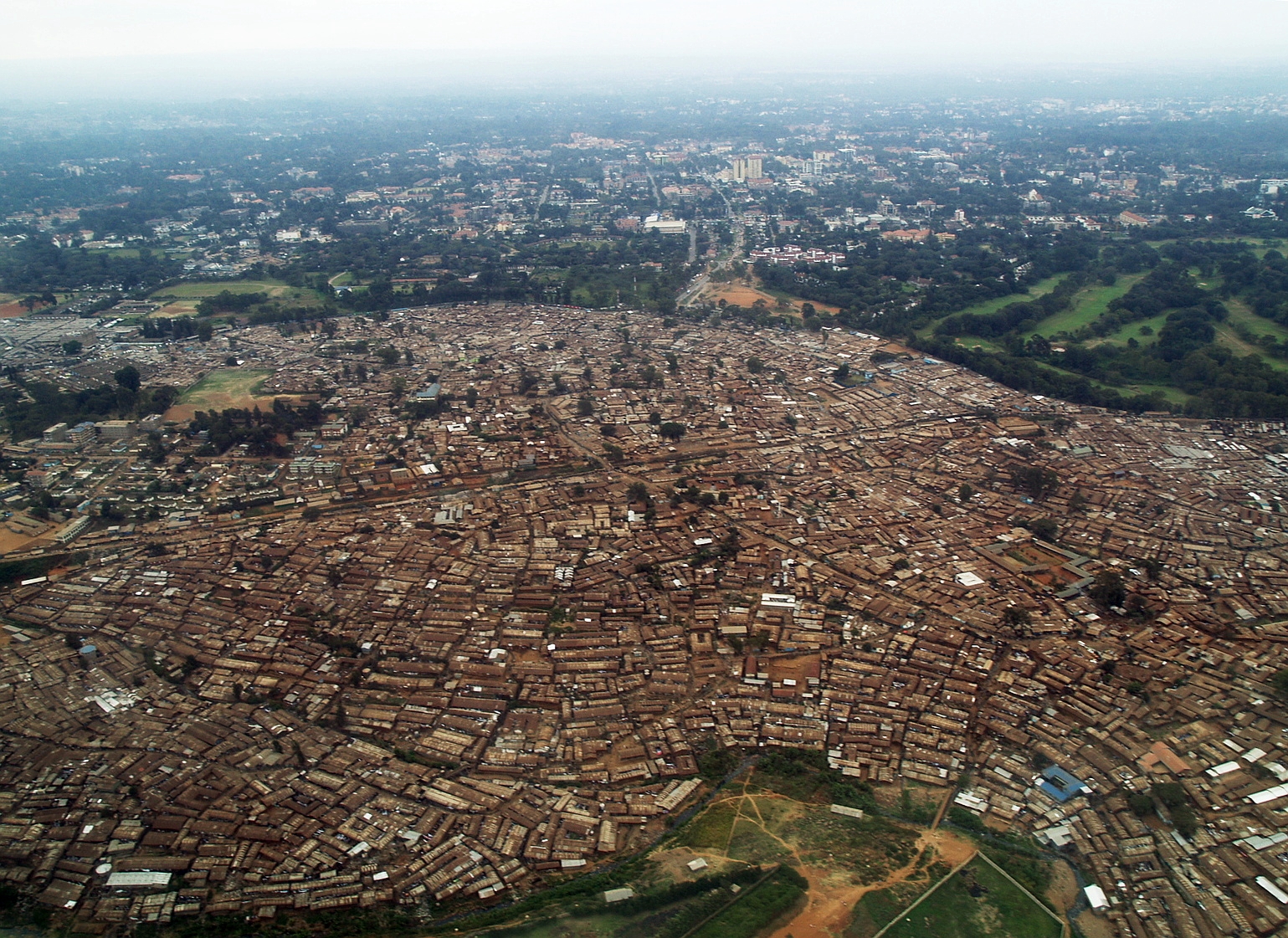 Kibera_aerial_view_western_part.jpg