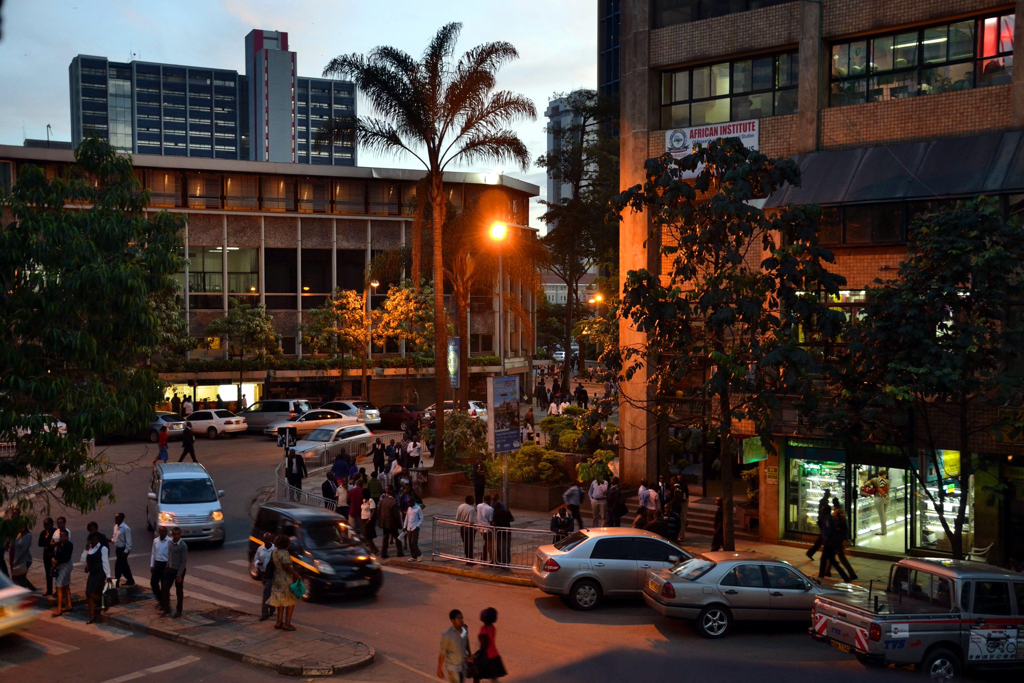 B_MH4QVW0AAw_Tl.jpg:large