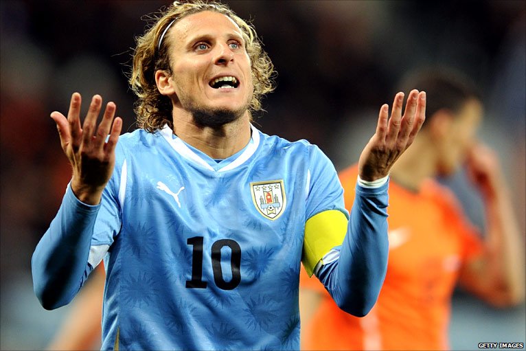 _48274703_forlan2_get.jpg