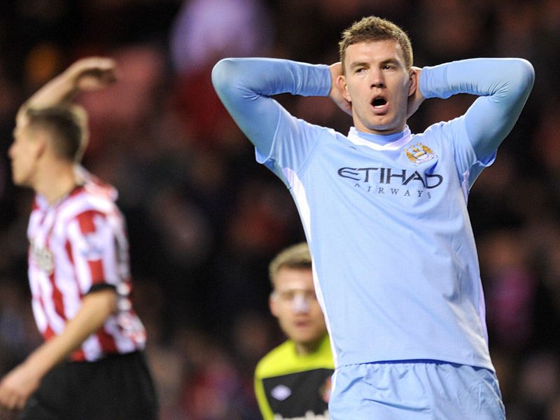 Sunderland-v-Manchester-City-Edin-Dzeko-frust_2697224.jpg