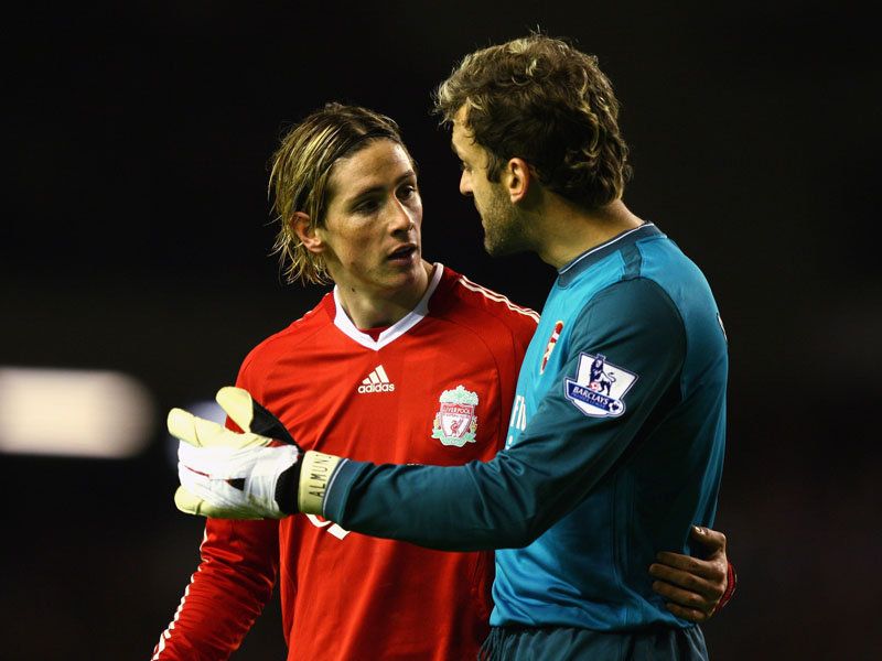 Fernando-Torres-Almunia-Liverpool-Arsenal-Pre_2396815.jpg