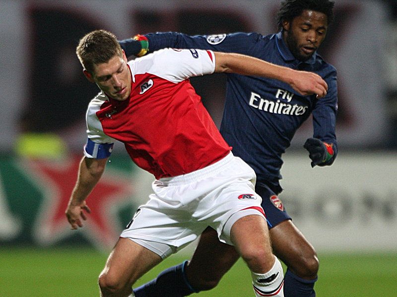 Stijn-Schaars-Alex-Song-AZ-v-Arsenal_2375164.jpg