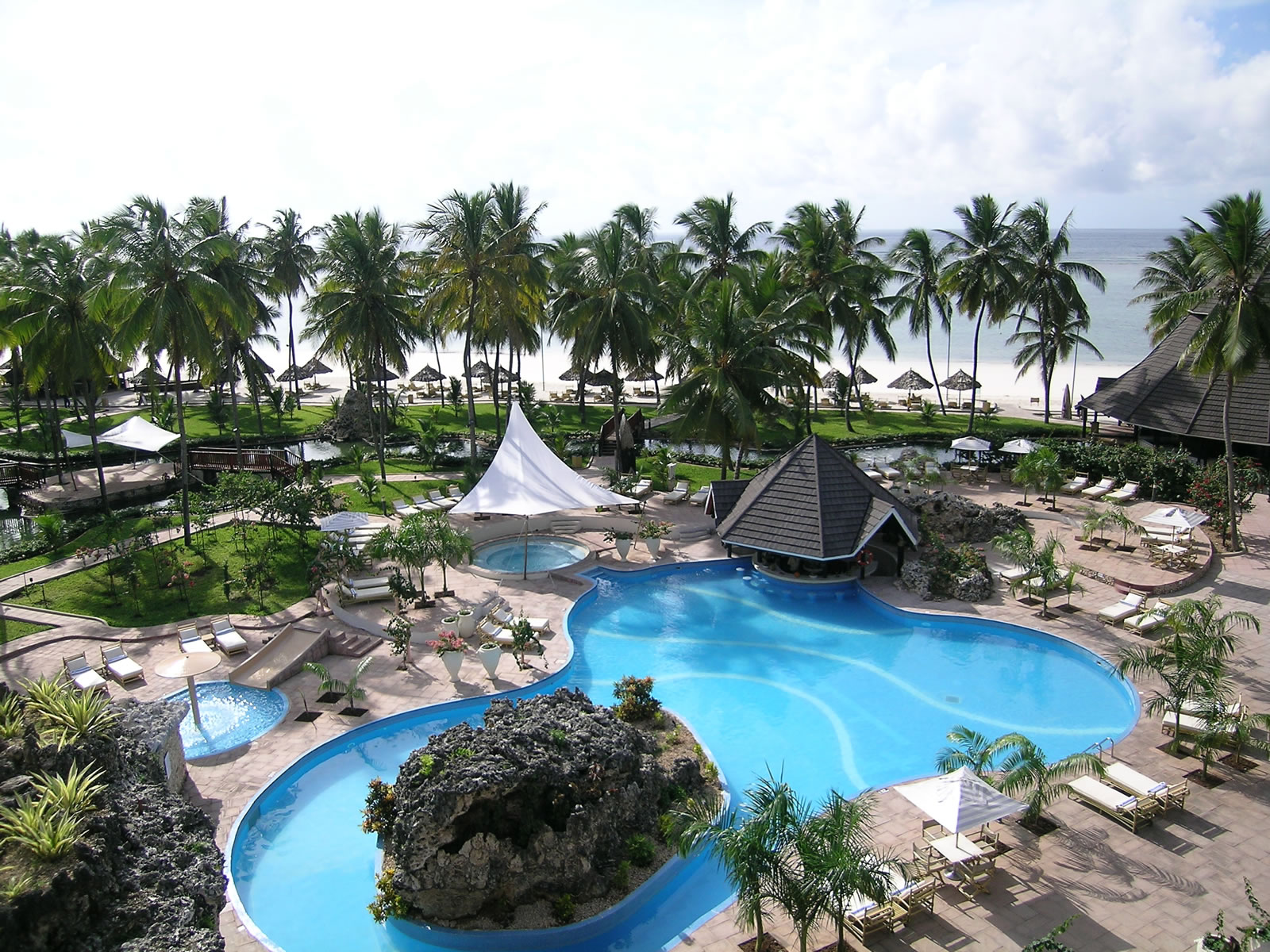 diani-reef-beach-resort-spa9.jpg