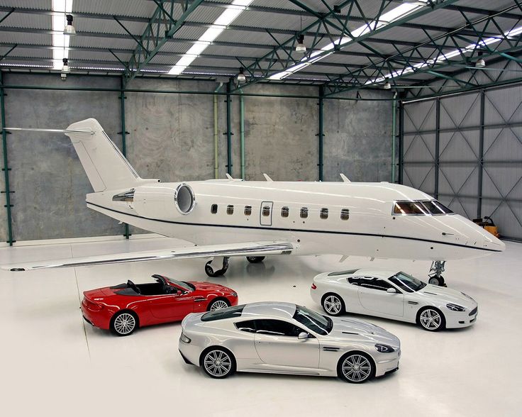 9aaba5cbf30915137c575e42c3121063--luxury-jets-private-jets.jpg