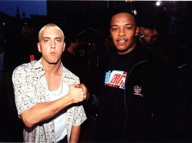 eminem-and-dr-dre--mtv-awards-1999-1392656557-view-0.jpg