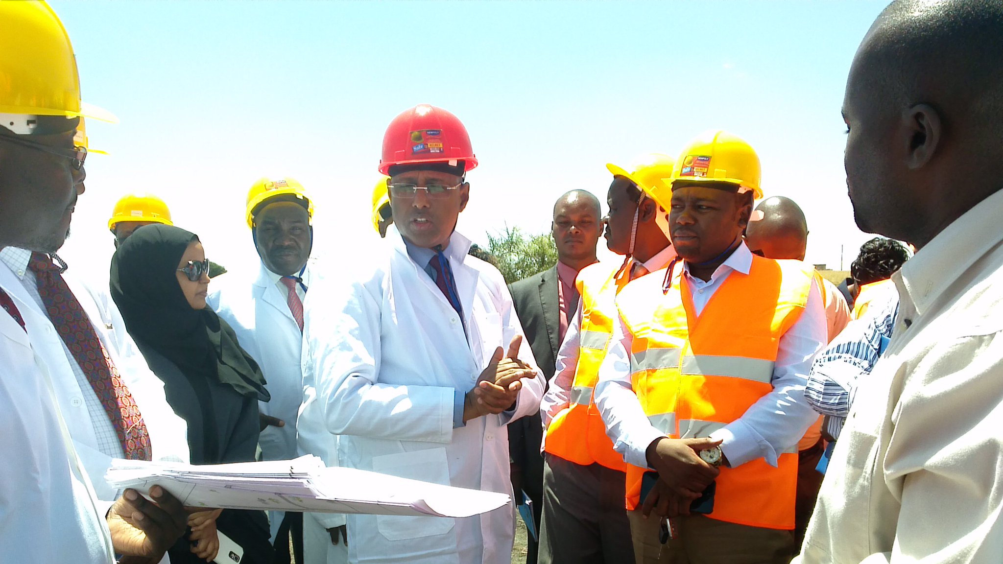 CeJ-sZ3WAAA16kP.jpg:large