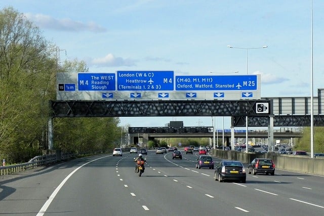 motorway-signs-david-dixon-geograph_0.jpg